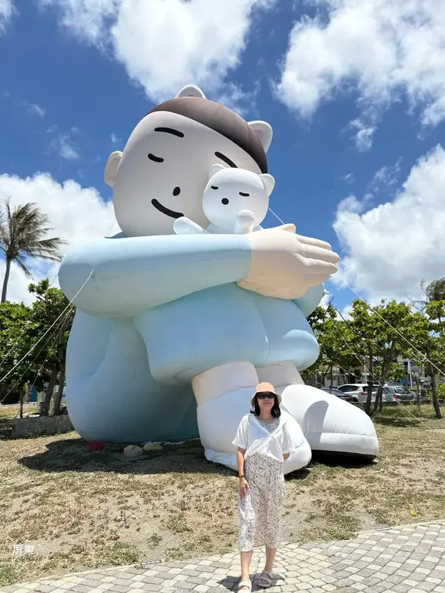 超萌巨型小可愛【看海美術館_怪獸代班】，順遊絕美枋山石礁海岸
