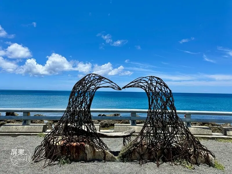 超萌巨型小可愛【看海美術館_怪獸代班】，順遊絕美枋山石礁海岸