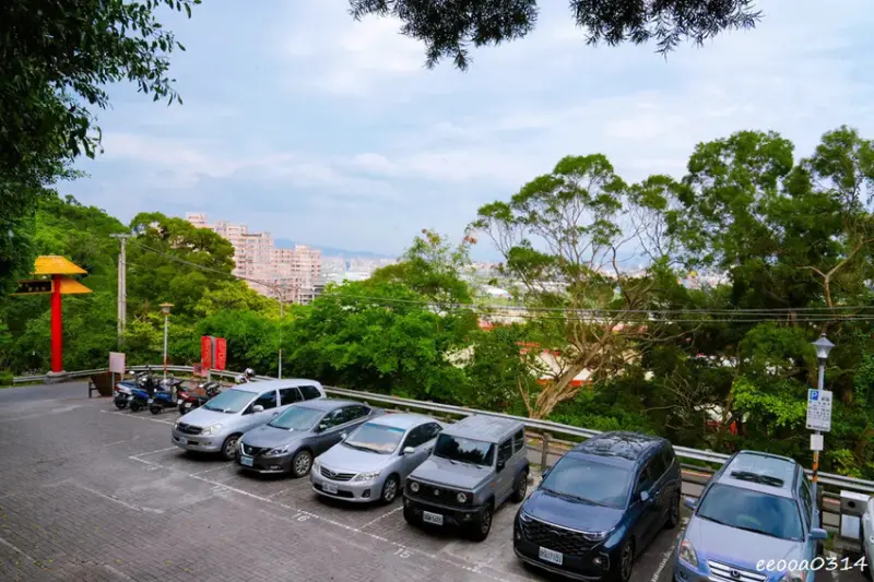 新北五股「水碓觀景公園」森林步道×賞景平台×看飛機! 台北近