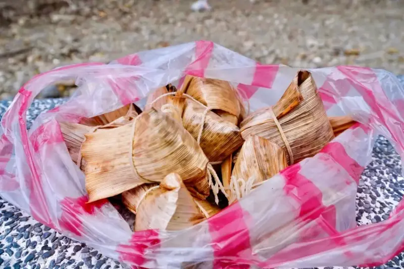 北海岸石門玩水一日遊｜免費探索潮間帶、抓螃蟹親子景點推薦!