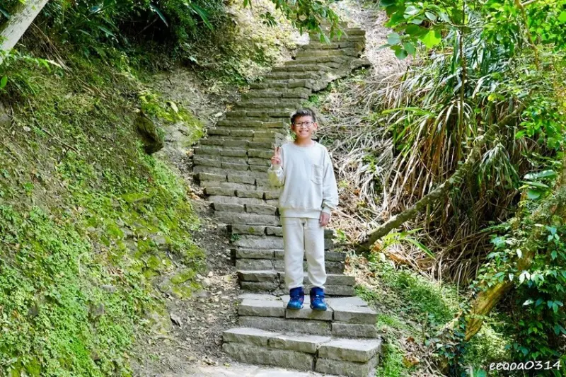 花蓮豐濱「大石鼻山步道」750公尺輕鬆走，親子也能輕鬆挑戰的