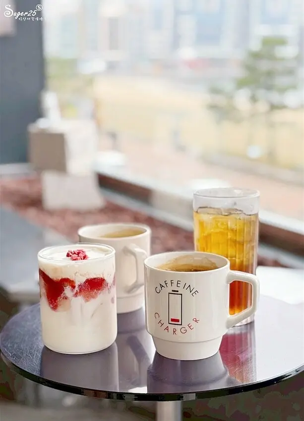釜山Caffeine Charger咖啡廳13.jpg