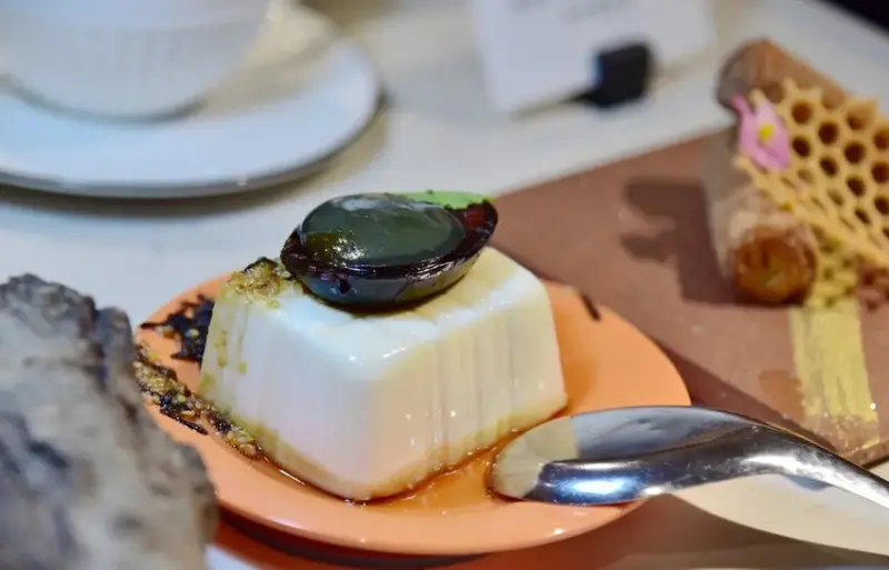 台鐵觀光列車｜雄獅旅遊 鳴日廚房Ｘ君品頤宮米其林三星料理 移