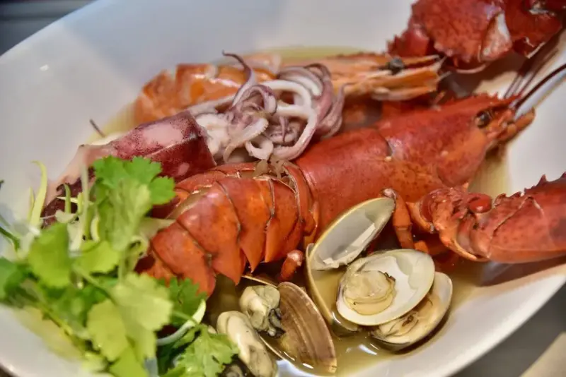 台鐵觀光列車｜雄獅旅遊 鳴日廚房Ｘ君品頤宮米其林三星料理 移