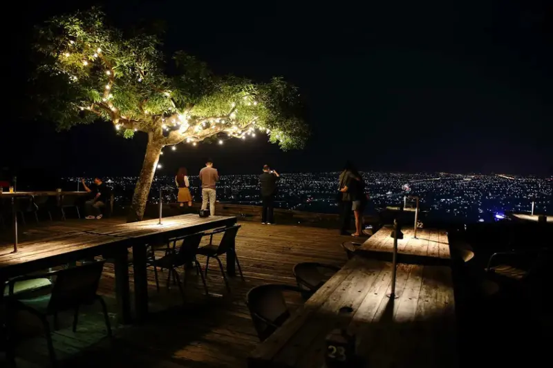 宜蘭必去無敵夜景！空ㄟ農場-宜蘭超人氣夜景餐廳，遠望龜山島、