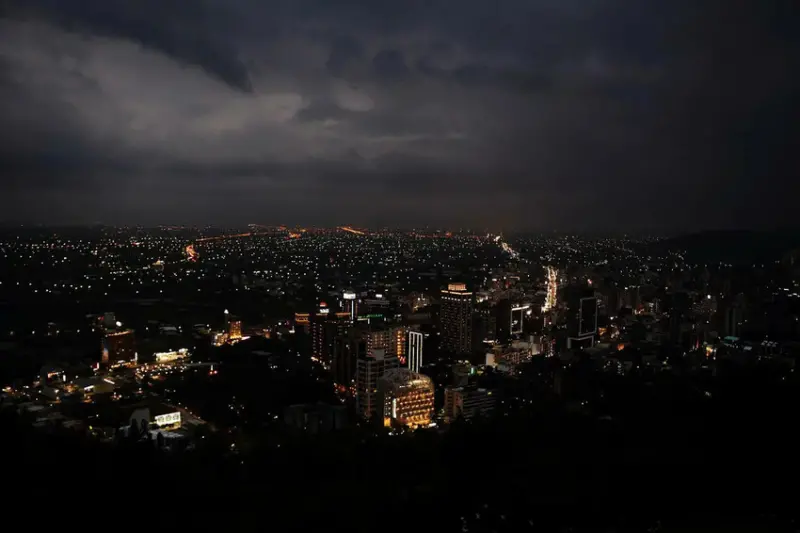 宜蘭必去無敵夜景！空ㄟ農場-宜蘭超人氣夜景餐廳，遠望龜山島、