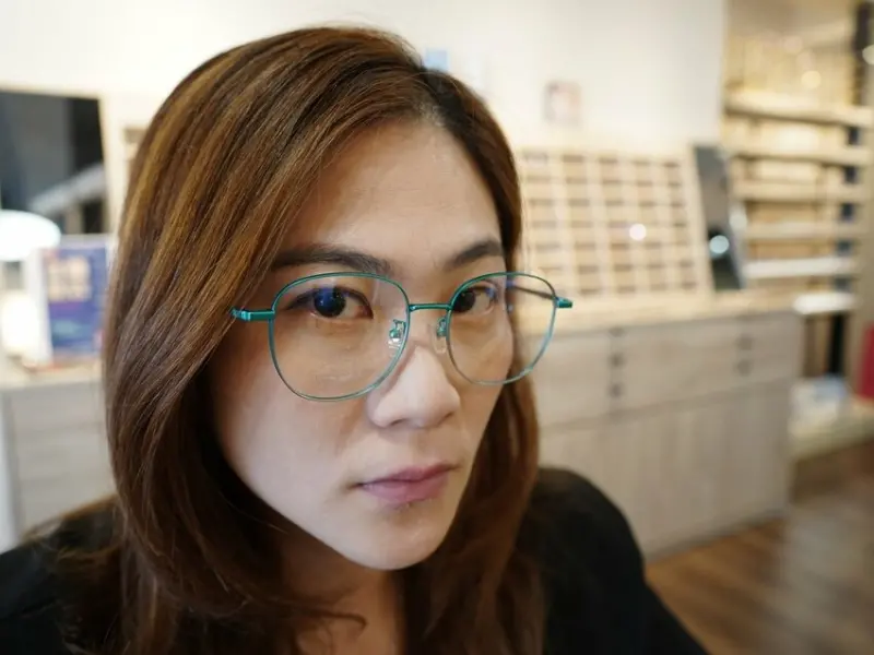 【台南配鏡推薦】伍佰眼鏡臨安店開箱｜多焦＋變色眼鏡只花398