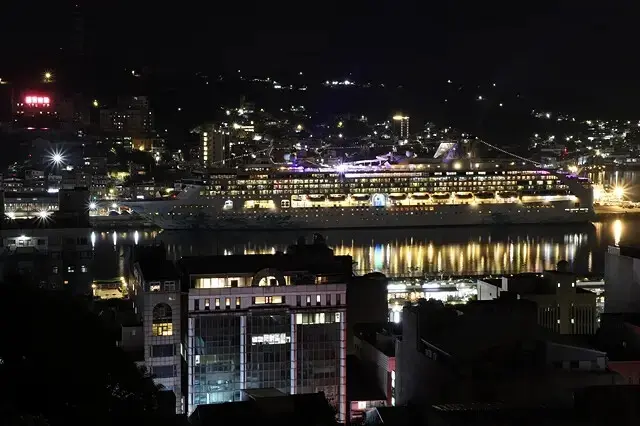 2025基隆半日遊攻略：基隆中正公園眺望海港風光、基隆塔登高