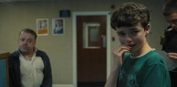 劇評】Netflix《混沌少年時》：一鏡到底、高壓爆表、殘酷青春期兇案⋯近年最好的驚悚神作– 電影神搜