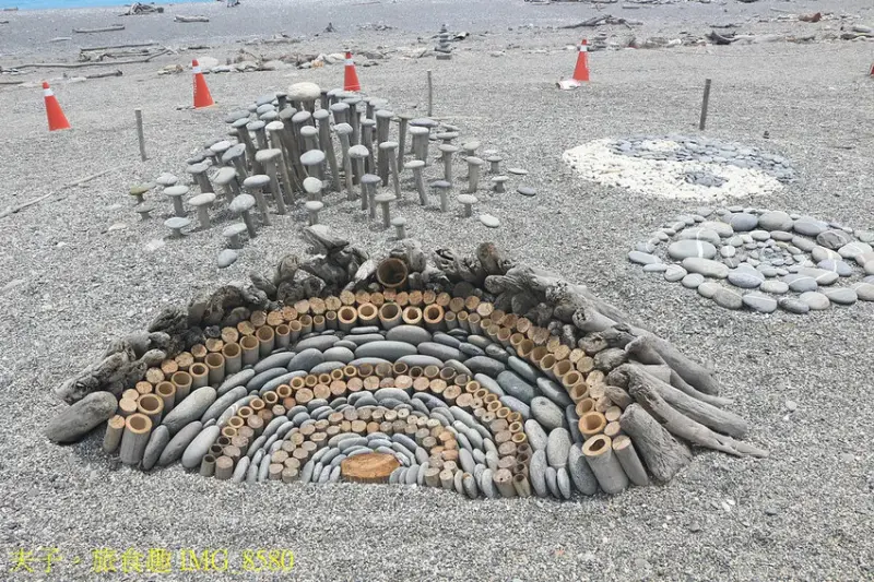 2025曼波新城太平洋國際疊石藝術季 夢境場景 海、石與人的