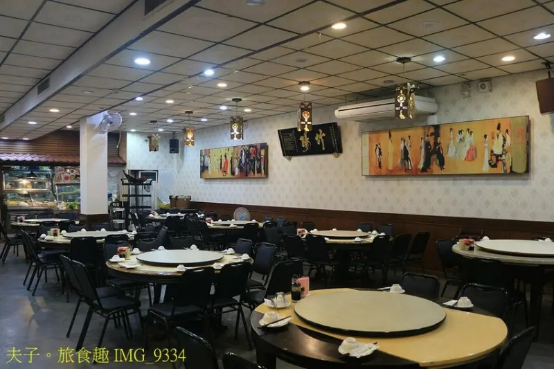 2025曼波新城太平洋國際疊石藝術季 夢境場景 海、石與人的