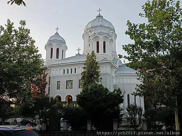 ​Radisson Blu Aurum Hotel前面的公園