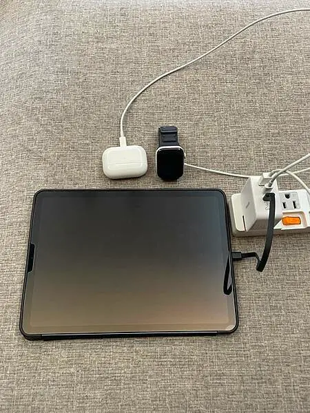 TOUGHER 堅韌者｜65W PD+QC 氮化鎵GaN 閃