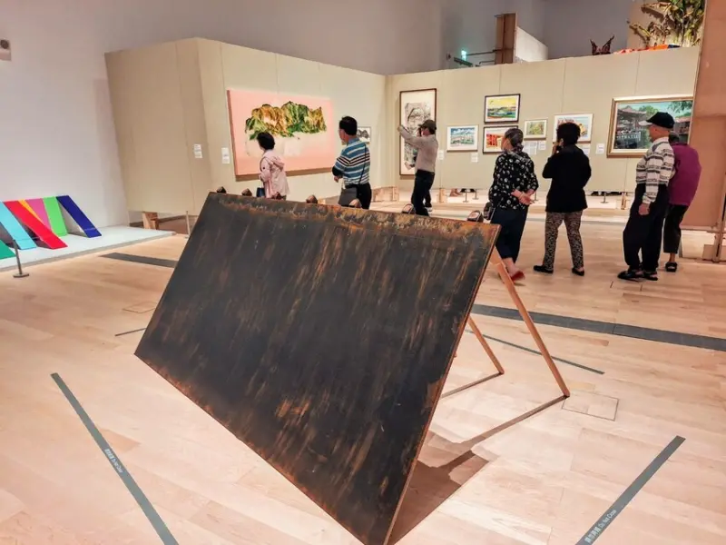 【展覽】「新北市美術館開館」活動、煙火秀、建築光雕秀、市集、