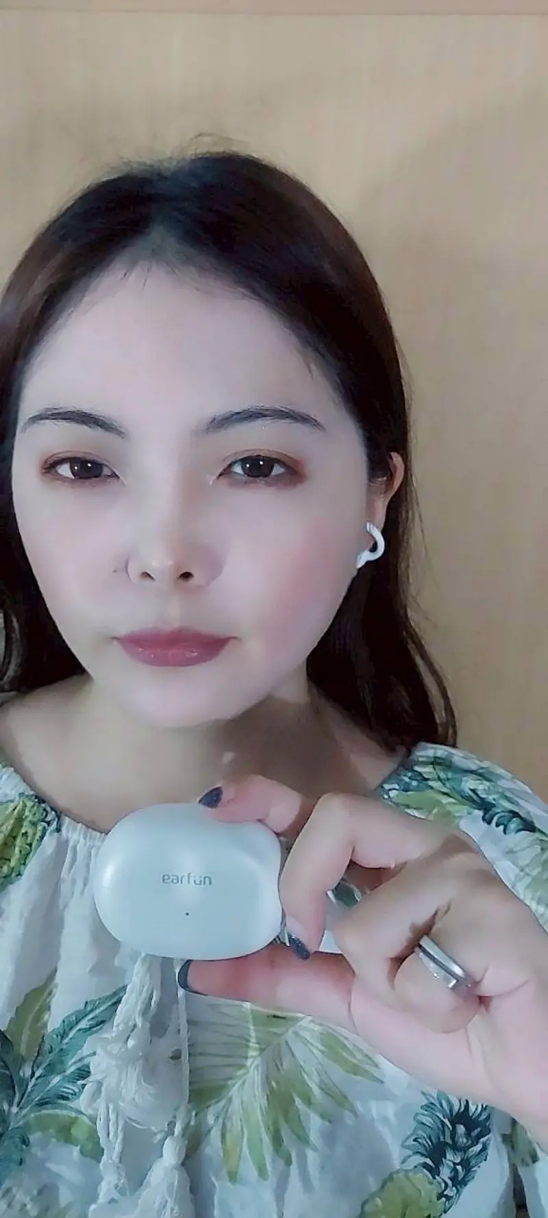 3C開箱｜開放夾扣式藍牙耳機推薦，EarFun Clip 開