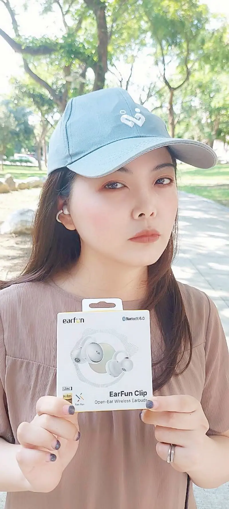 3C開箱｜開放夾扣式藍牙耳機推薦，EarFun Clip 開