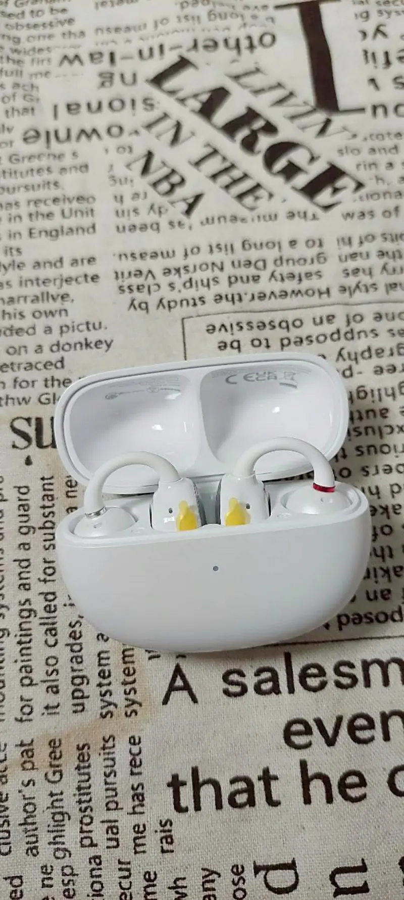 3C開箱｜開放夾扣式藍牙耳機推薦，EarFun Clip 開