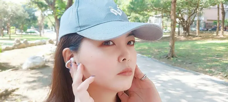 3C開箱｜開放夾扣式藍牙耳機推薦，EarFun Clip 開