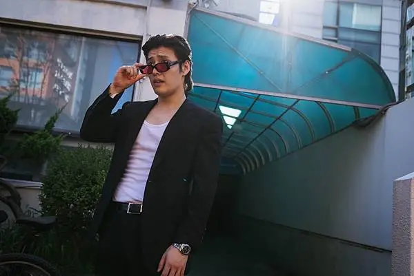 【電影首映會】#黑白線人，姜河那、柳海真演技爆發，黑白兩道間