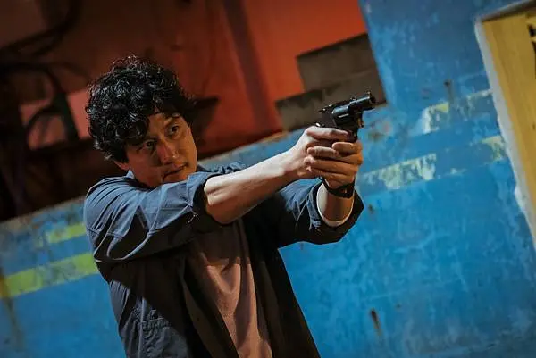 【電影首映會】#黑白線人，姜河那、柳海真演技爆發，黑白兩道間