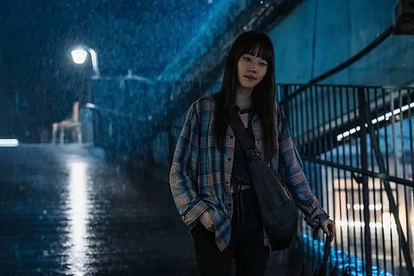 【電影首映會】#黑白線人，姜河那、柳海真演技爆發，黑白兩道間