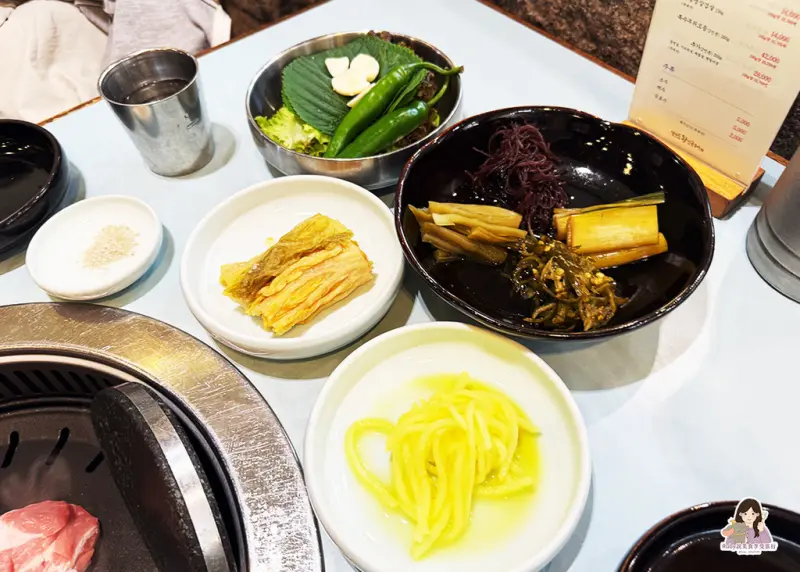 【釜山西面美食】味贊王鹽烤肉西面店，3.5 公分厚切五花肉油