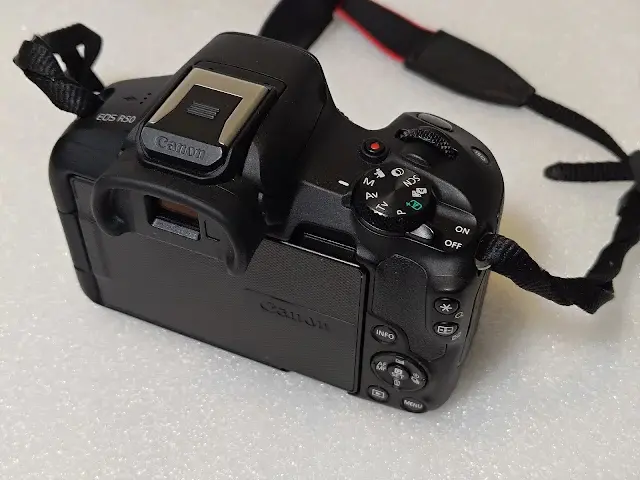 Canon R50 雙鏡組 (RF-S 18-45mm、RF-S 55-210mm)