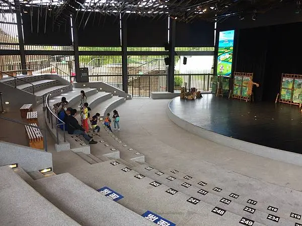 LINE_ALBUM_20211019Day03_211020_74