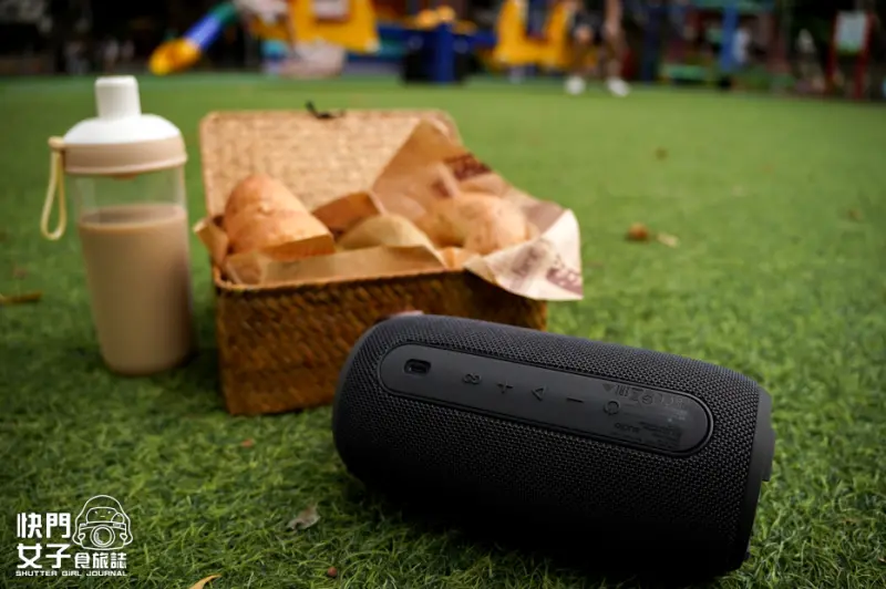 8 Sony Sudio F5 Pro 藍芽音響開箱低音喇叭極簡風.jpg