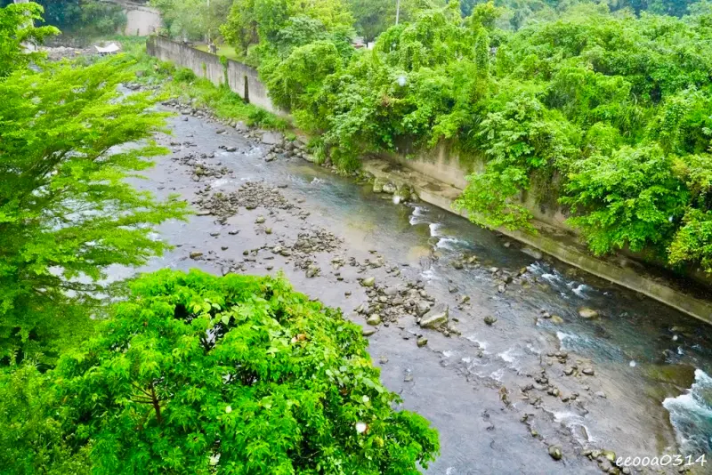 三峽大豹溪玩水攻略｜仙雲閣山莊免費溪邊烤肉玩水 + 荒郊野外