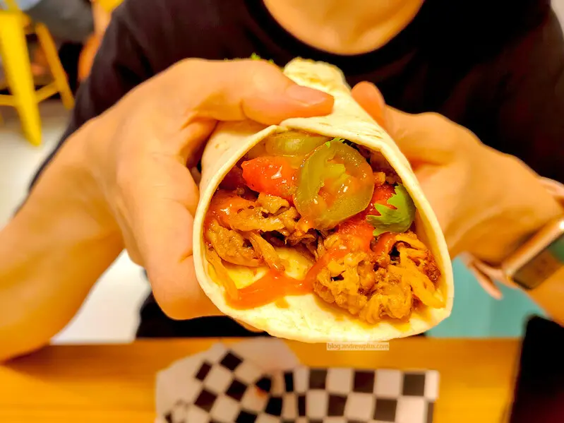 新北市貢寮區新北市貢寮區【福隆異國美食】Waves Taco：沙灘旁的墨西哥味覺旅行🇲🇽