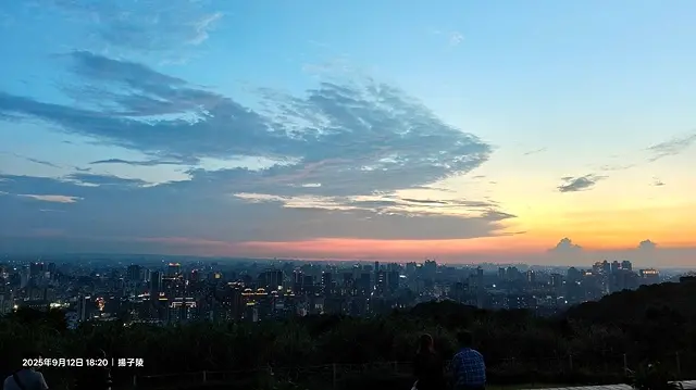 2025虎頭山環保公園，桃園夜景秘境！打卡必訪桃機一號，飛進