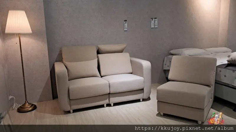 坐又銘沙發中壢門市 | 妮娜電動沙發及諾瓦沙發客製化沙發推薦