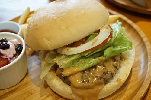 【貓紙箱】店名可愛但餐點很普