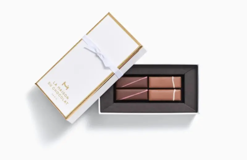 世界第一間法國頂級巧克力旗艦店在東京高輪開幕，推出鵝肝搭配巧克力的夢幻組合。