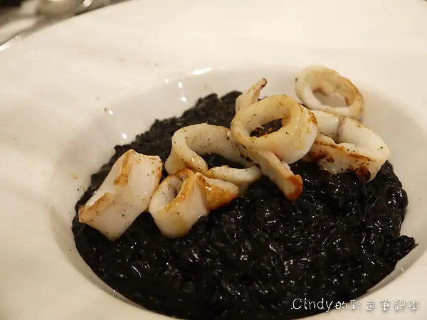 台北‧黑米‧CAFE‧BISTRO‧美味的墨魚燉飯~我終於吃到你了!!