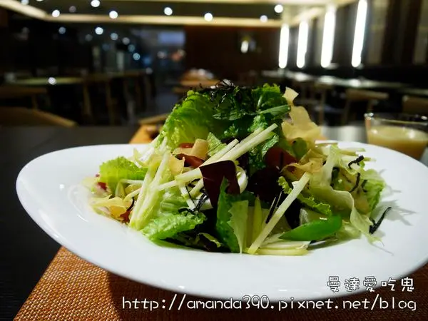 【高雄食記】苓雅區 Double Veggie 蔬活食堂 ● 顛覆傳統的素食創意料理 ❤❤