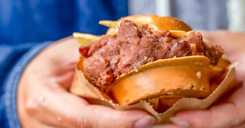 台幣匯率大漲省錢吃！板橋銅板美食7選推薦，黃石市場 裕民夜市報稅季開吃。