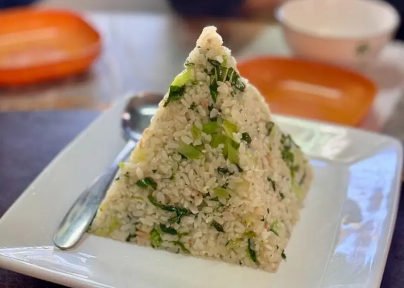 無菜單料理推薦！桃園龍潭「王爸爸私房菜」，眷村風味超道地，北方豪邁和川味細膩，像在家吃飯一樣溫暖。