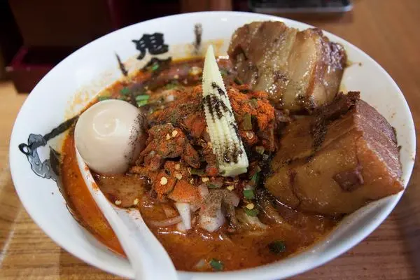 嗜辣者天堂 - 鬼金棒中山店，香麻勁辣的日式拉麵