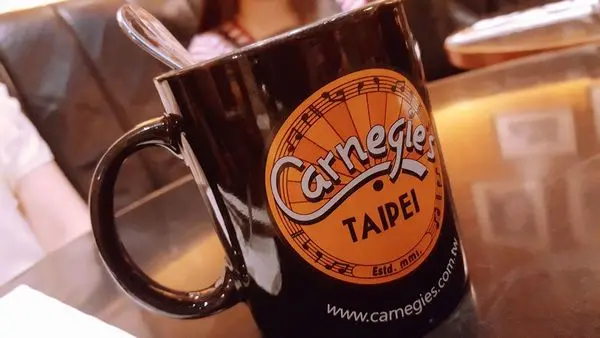[食記]大安區 Carnegies 聊天紓壓好所在