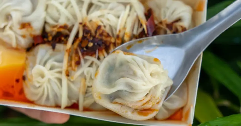 台中太平早餐推薦！手工爆汁湯包 古饌亭湯包專門，銅板價在地人早起吃爆。