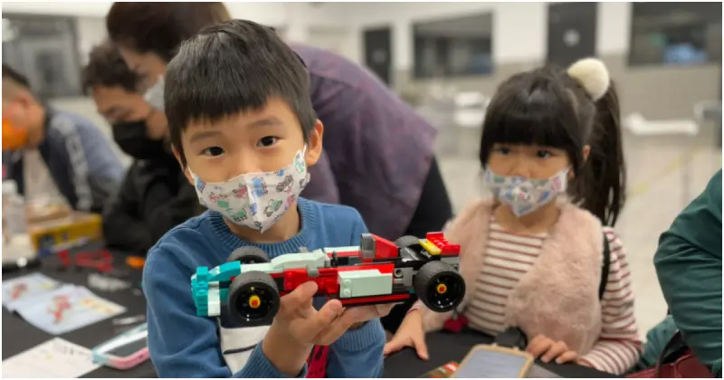 暑假限定親子活動！台北美福住房送樂高賽車，壽星享下午茶四人同行一人免費。