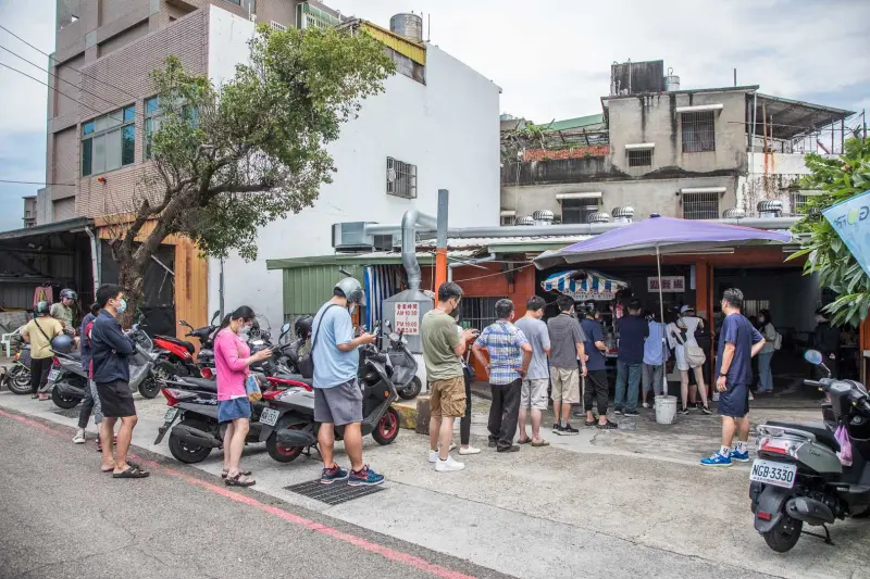 鷹王肉圓新竹必吃老字號，超過60年銅板價肉圓美味傳奇