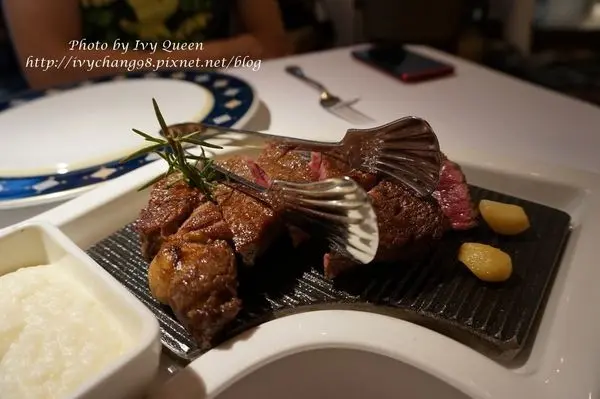 台北中山區。歐華酒店地中海牛肋排牛排餐廳