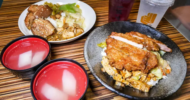 台北最強排骨飯！西門町美食一級排骨，老饕才知道西門站美食公開。