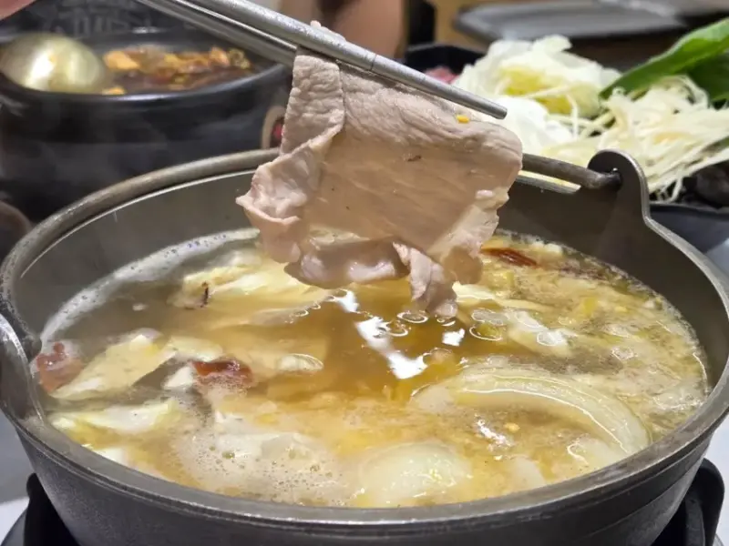 老先覺麻辣窯燒鍋 新莊中原店