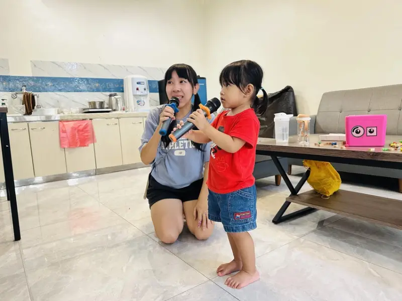 【行滿旅宿】嘉義竹崎親子包棟首選｜懷舊古玩、KTV嗨唱、煙火