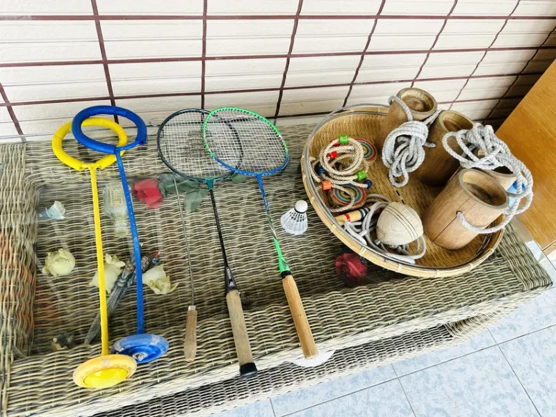 【行滿旅宿】嘉義竹崎親子包棟首選｜懷舊古玩、KTV嗨唱、煙火