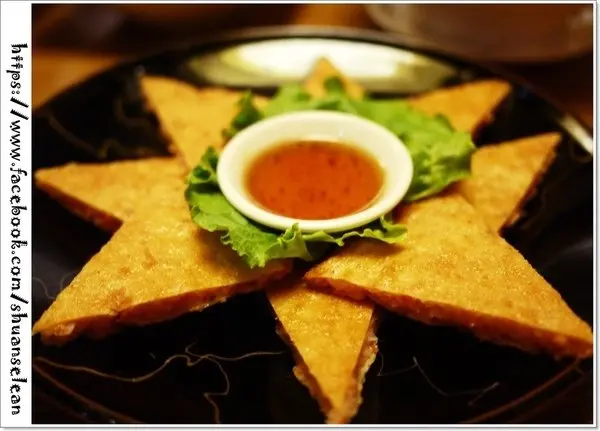 ◊ 中和區連城路上吃粗飽 各國料理排排站 ➩ 我家牛排 + 泰味廚房